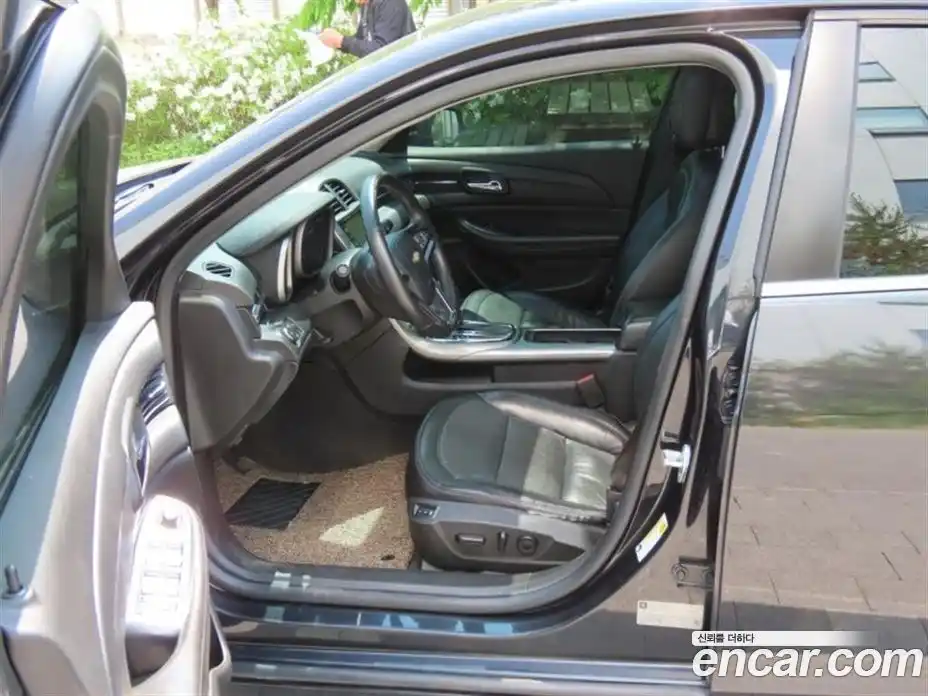 Chevrolet Malibu 2015 2.0 автомат (гидро), фото 13