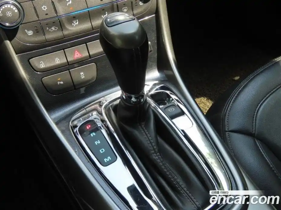 Chevrolet Malibu 2015 2.0 автомат (гидро), фото 6