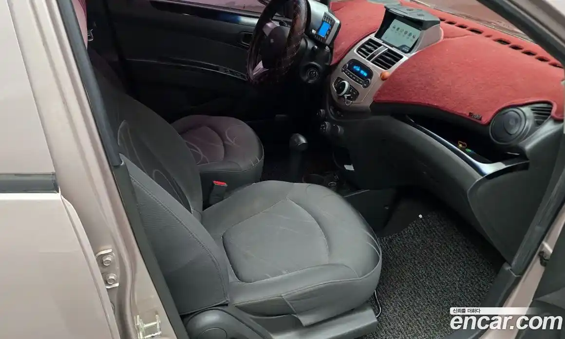 Chevrolet Spark 2011 1.0 автомат (гидро), фото 11