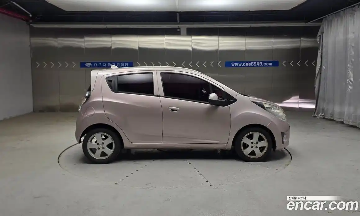 Chevrolet Spark 2011 1.0 автомат (гидро), фото 3