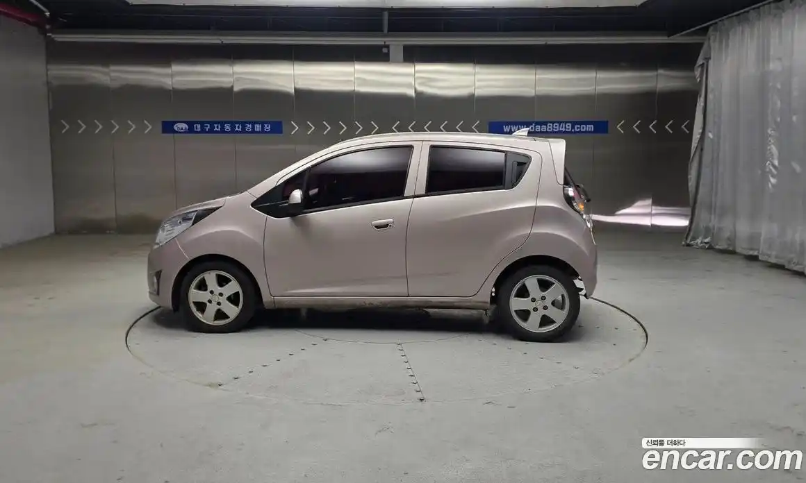 Chevrolet Spark 2011 1.0 автомат (гидро), фото 7