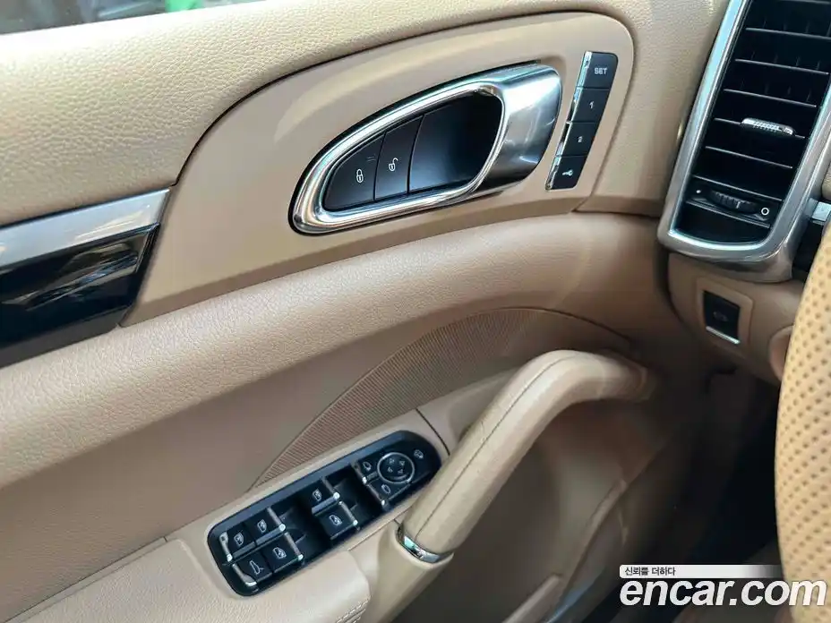 Porsche Cayenne 2015 3.0 автомат (гидро), фото 15