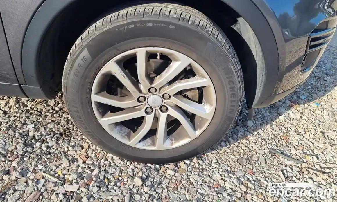 Land Rover Discovery Sport 2017 2.0 автомат (гидро), фото 6