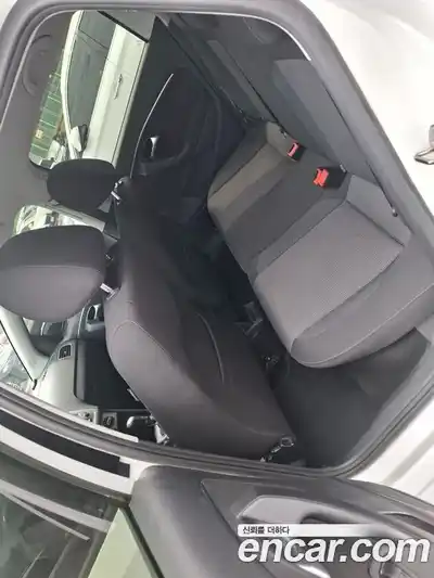 Volkswagen Polo 2015 1.4 автомат (гидро), миниатюра 12