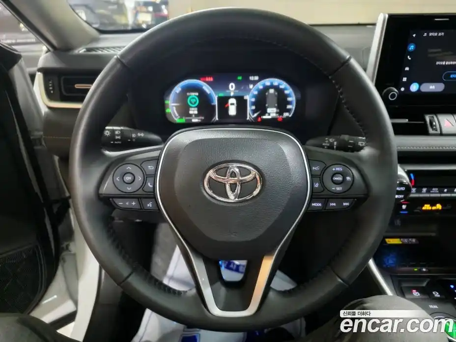 Toyota RAV4 2024 2.5 гидро, фото 13