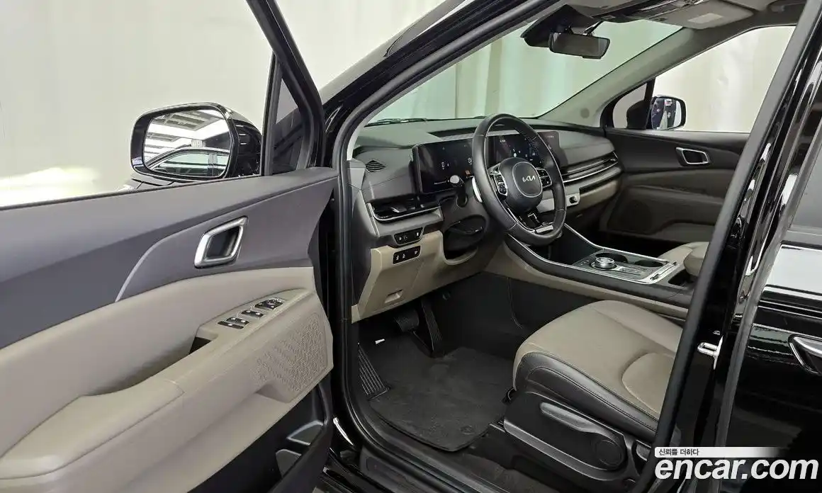 Kia Carnival 2024 2.2 автомат (гидро), фото 10
