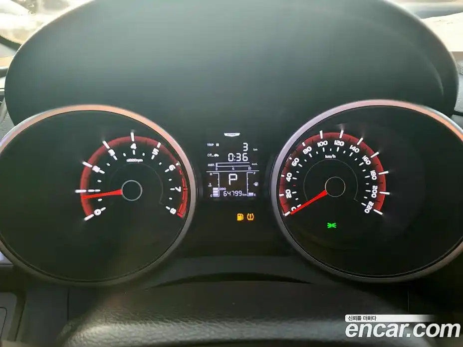 SsangYong TIBOLI 2015 1.6 автомат (гидро), фото 14