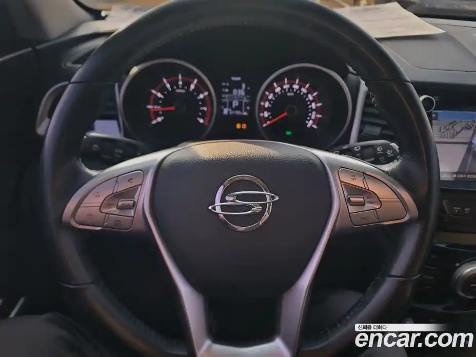 SsangYong TIBOLI 2015 1.6 автомат (гидро), фото 15