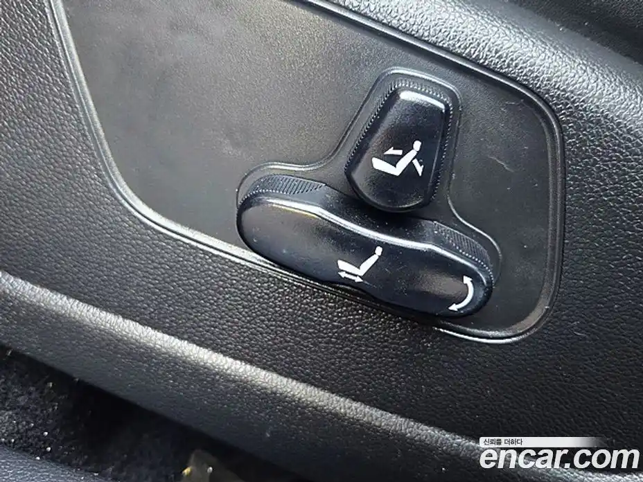 SsangYong TIBOLI 2018 1.6 автомат (гидро), фото 15