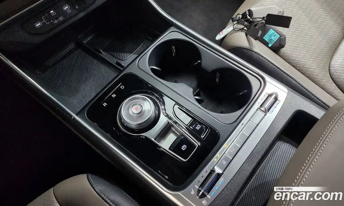 Kia Carnival 2024 2.2 автомат (гидро), фото 8