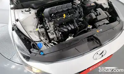 Hyundai Avante 2022 1.6 автомат (гидро), миниатюра 6