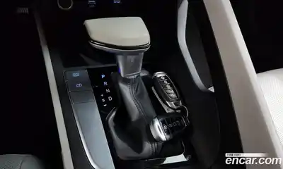 Hyundai Avante 2022 1.6 автомат (гидро), миниатюра 9