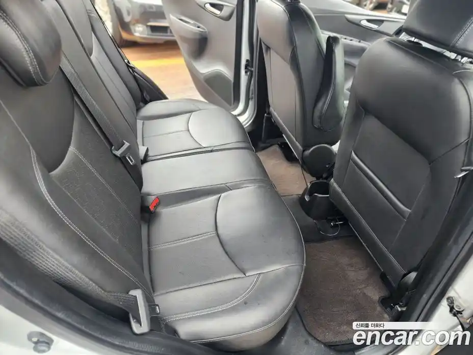 Chevrolet Spark 2015 1.0 автомат (гидро), фото 19
