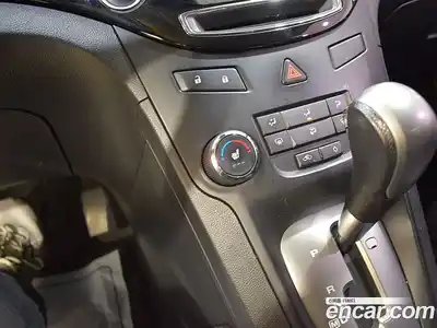 Chevrolet Orlando 2015 2.0 автомат (гидро), миниатюра 12