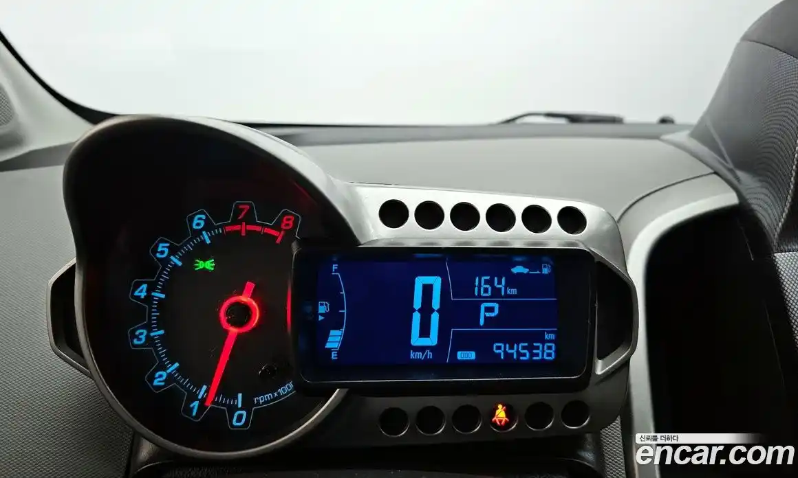 Chevrolet Aveo 2013 1.6 автомат (гидро), фото 8