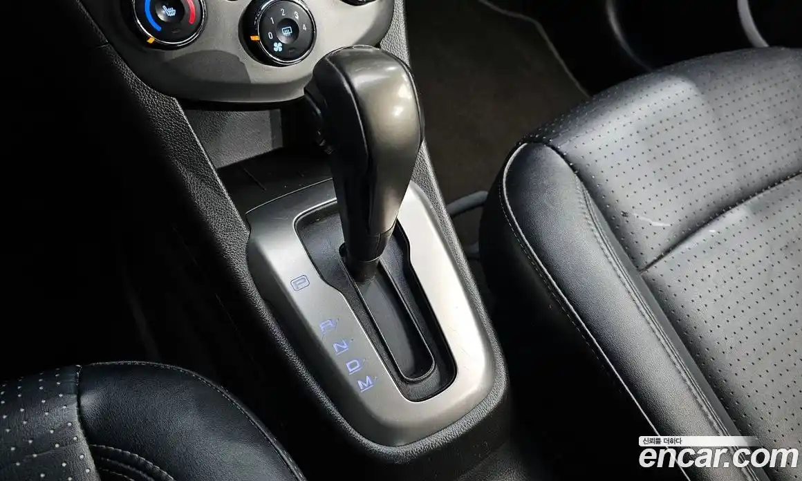 Chevrolet Aveo 2013 1.6 автомат (гидро), фото 9