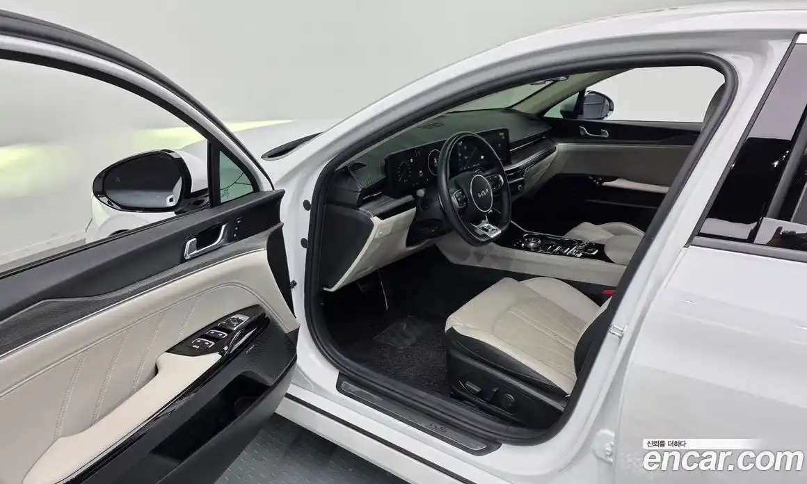 Kia K5 (Optima) 2024 1.6 автомат (гидро), фото 11