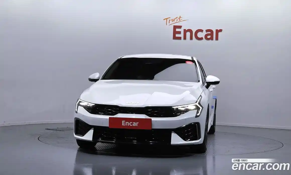 Kia K5 (Optima) 2024 1.6 автомат (гидро), фото 3