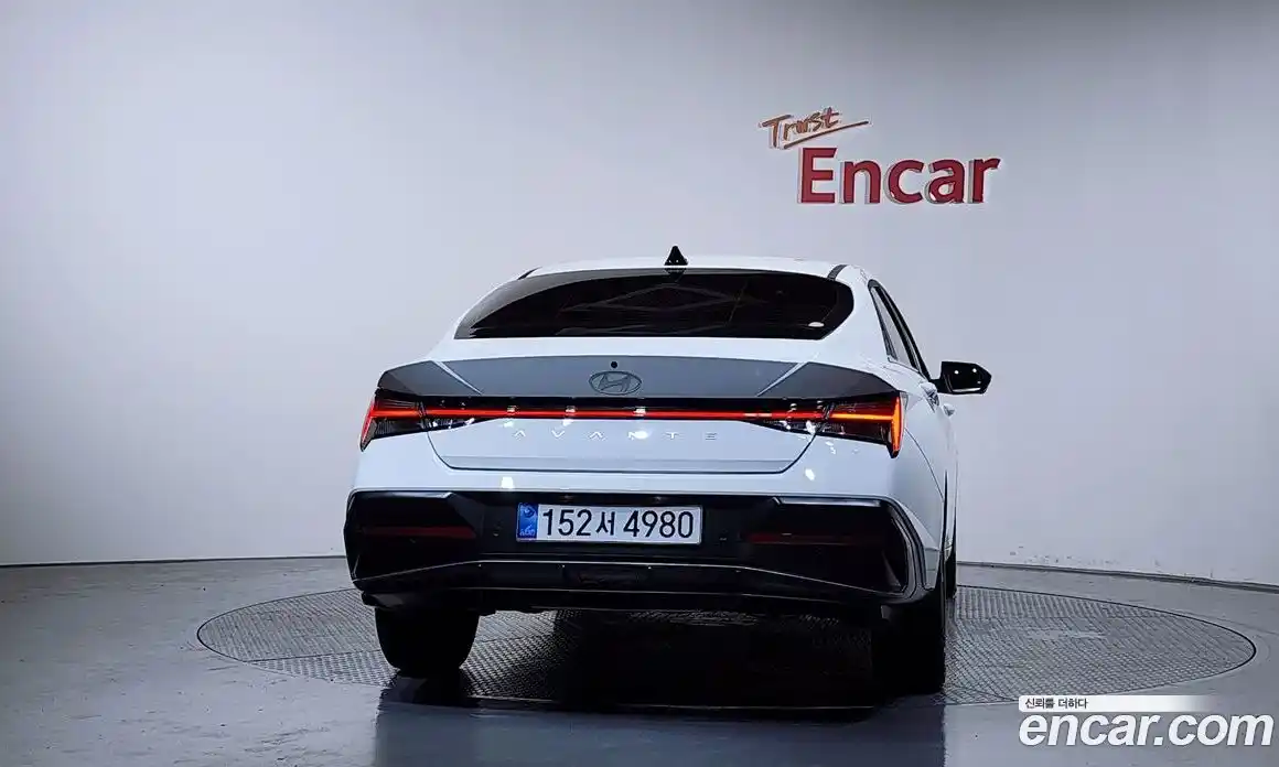 Hyundai Avante 2025 1.6 автомат (гидро), фото 4