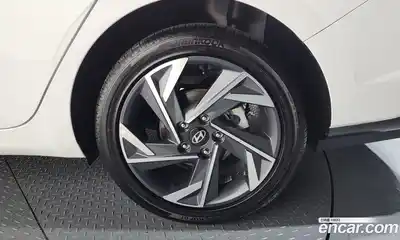 Hyundai Avante 2025 1.6 автомат (гидро), миниатюра 7