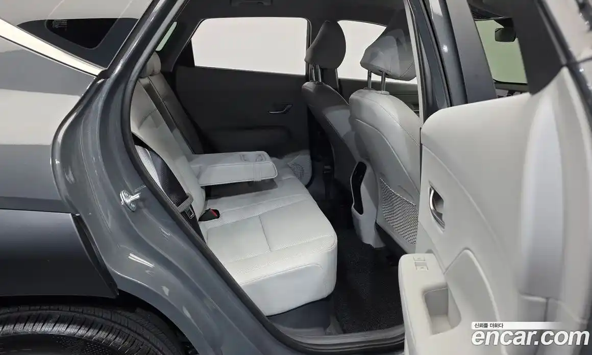 Hyundai Kona 2025 1.6 автомат (гидро), фото 18