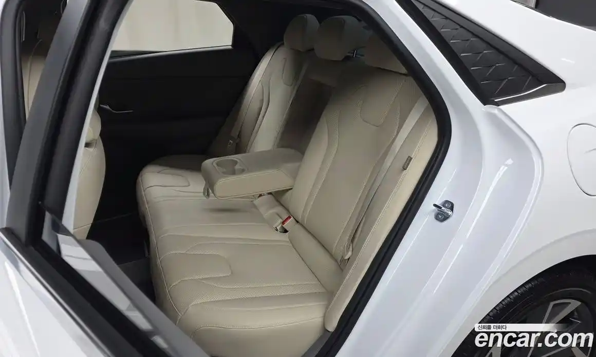 Hyundai Avante 2025 1.6 автомат (гидро), фото 18