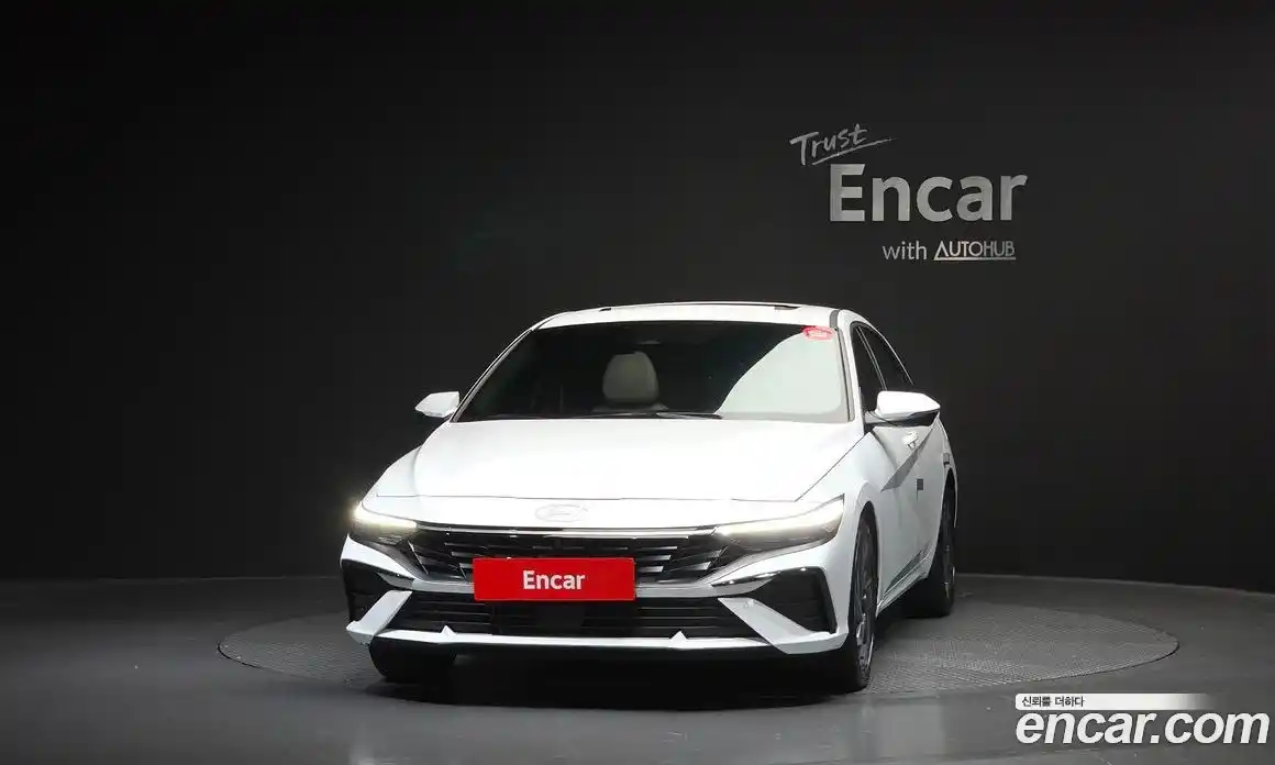 Hyundai Avante 2025 1.6 автомат (гидро), фото 3
