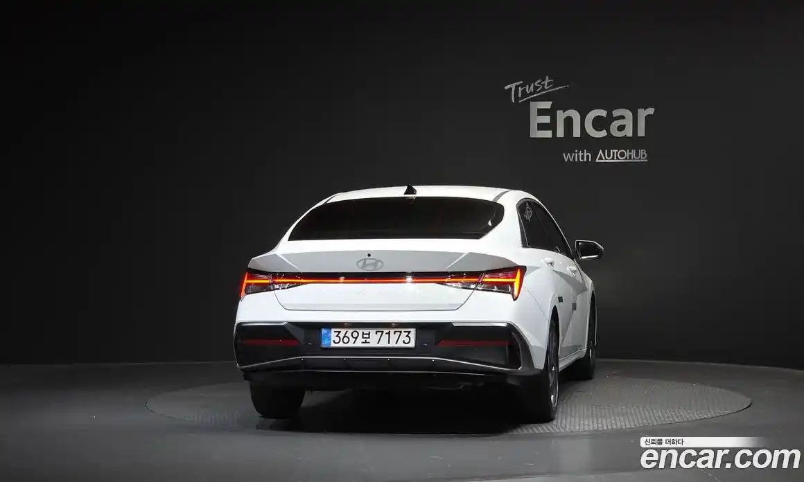Hyundai Avante 2025 1.6 автомат (гидро), фото 4