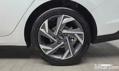 Hyundai Avante 2025 1.6 автомат (гидро), миниатюра 7