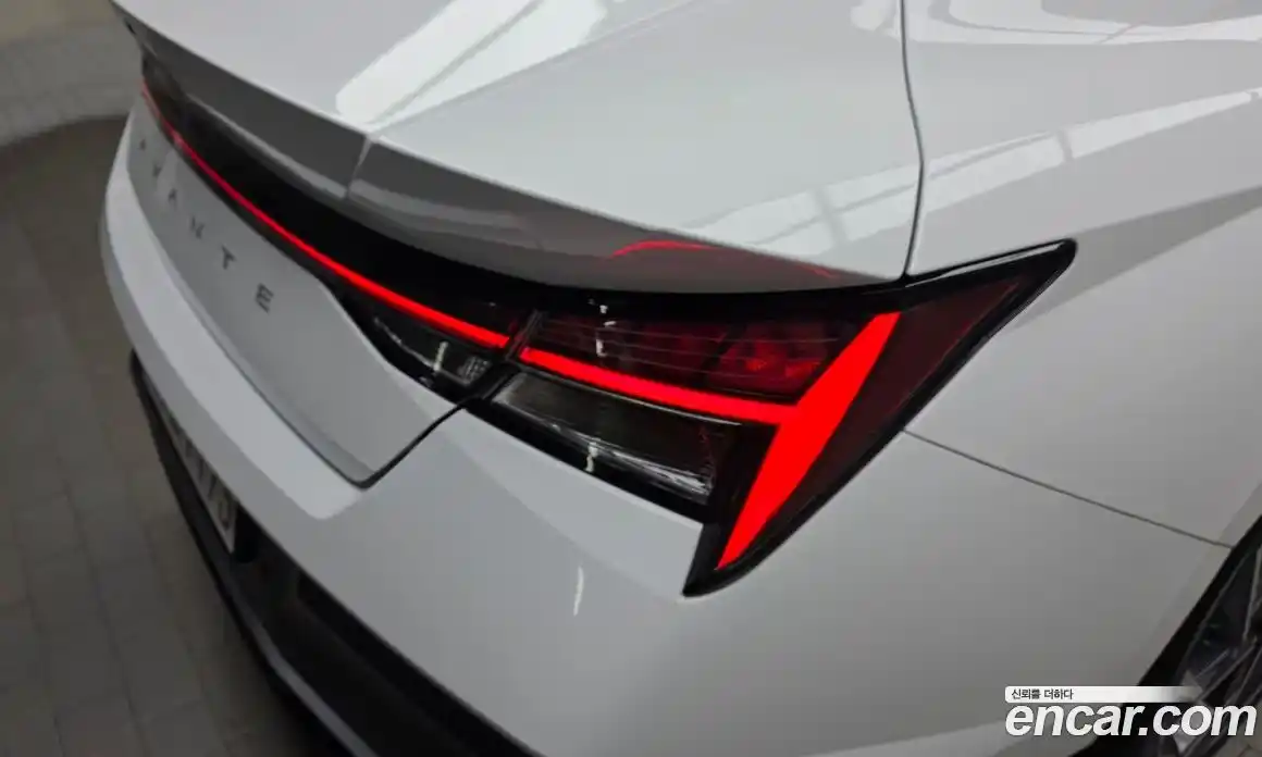Hyundai Avante 2025 1.6 автомат (гидро), фото 9