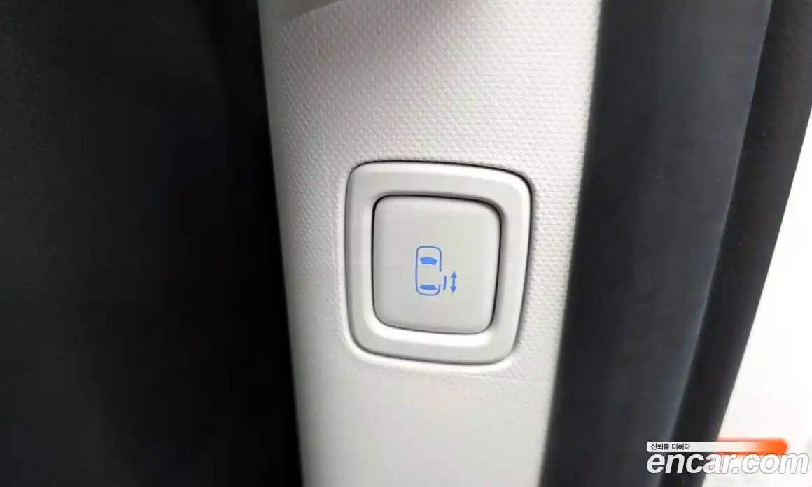 Hyundai Staria 2024 3.5 автомат (гидро), фото 28
