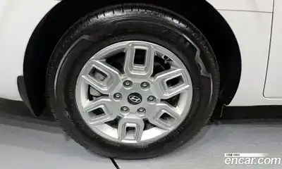 Hyundai Staria 2024 3.5 автомат (гидро), миниатюра 5