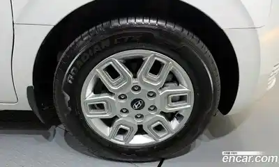 Hyundai Staria 2024 3.5 автомат (гидро), миниатюра 7