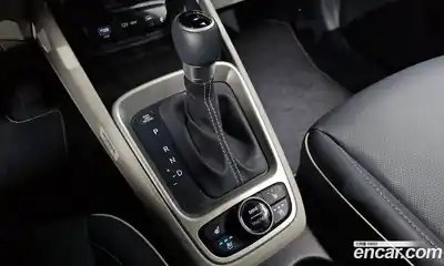 Hyundai Venue 2024 1.6 автомат (гидро), миниатюра 12