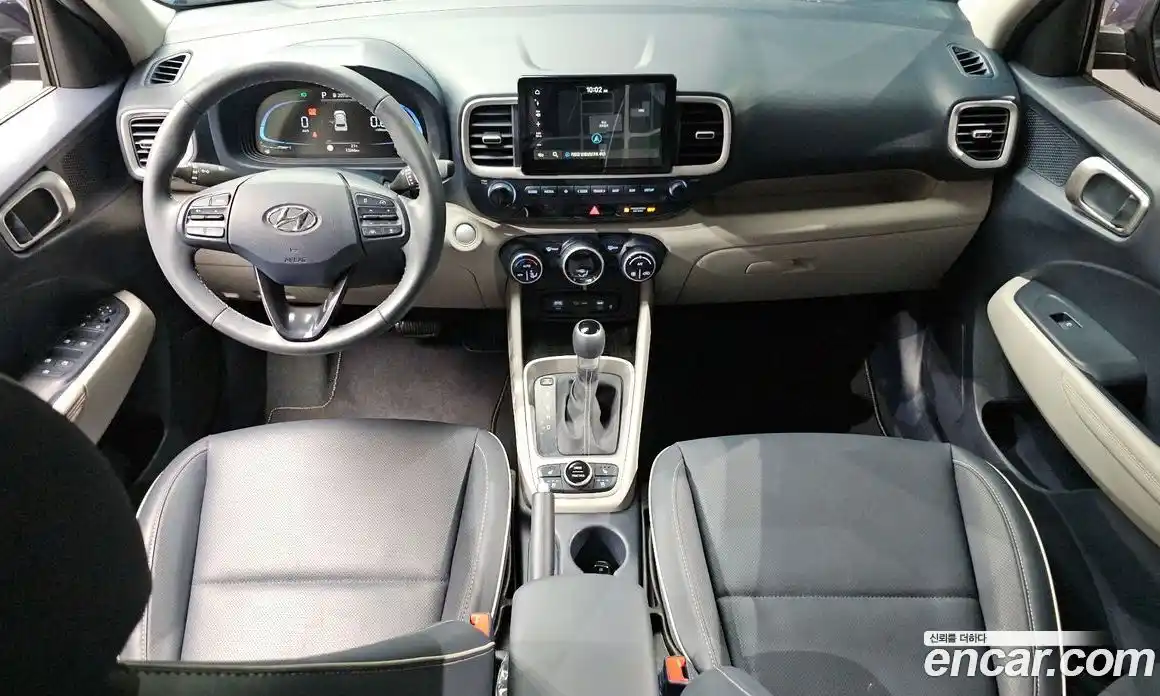 Hyundai Venue 2024 1.6 автомат (гидро), фото 10