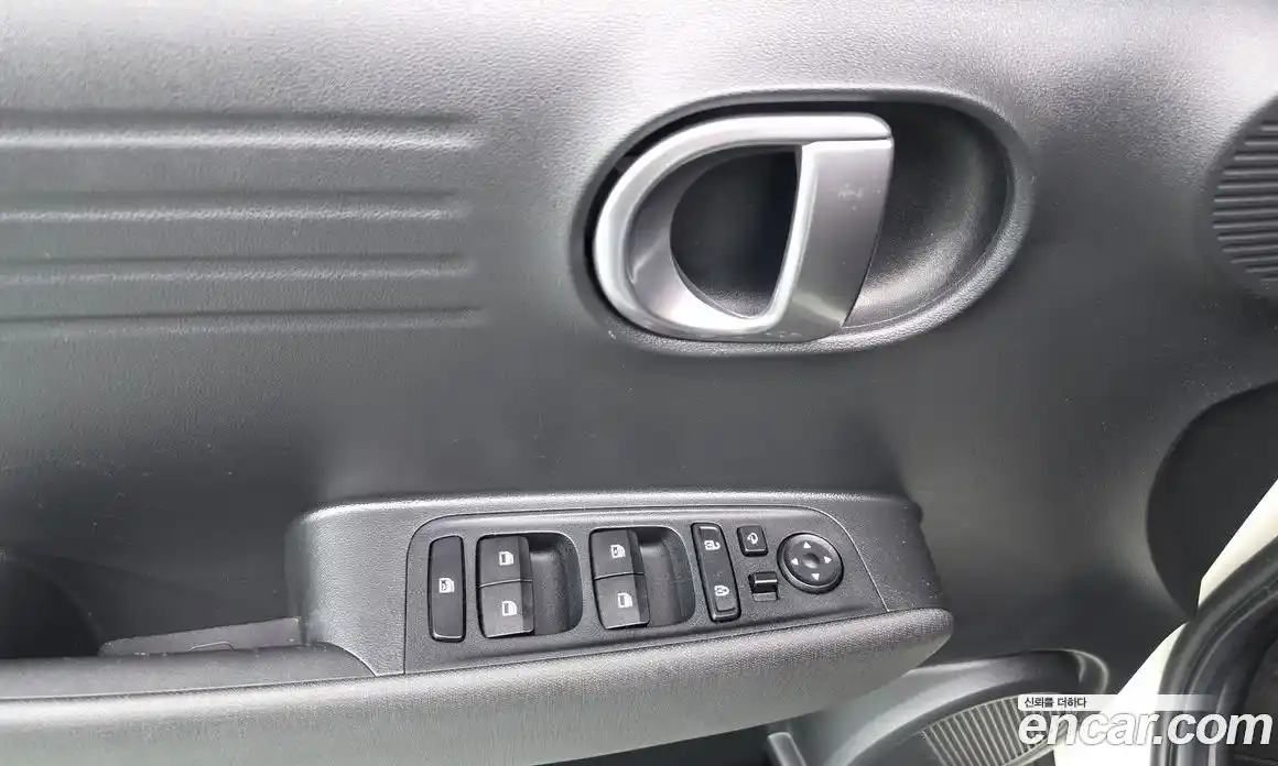 Hyundai Casper 2023 1.0 автомат (гидро), фото 27