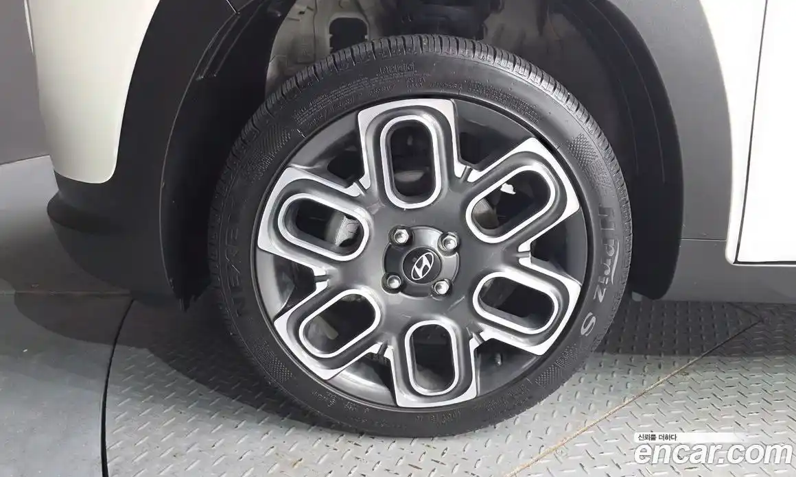 Hyundai Casper 2023 1.0 автомат (гидро), фото 5
