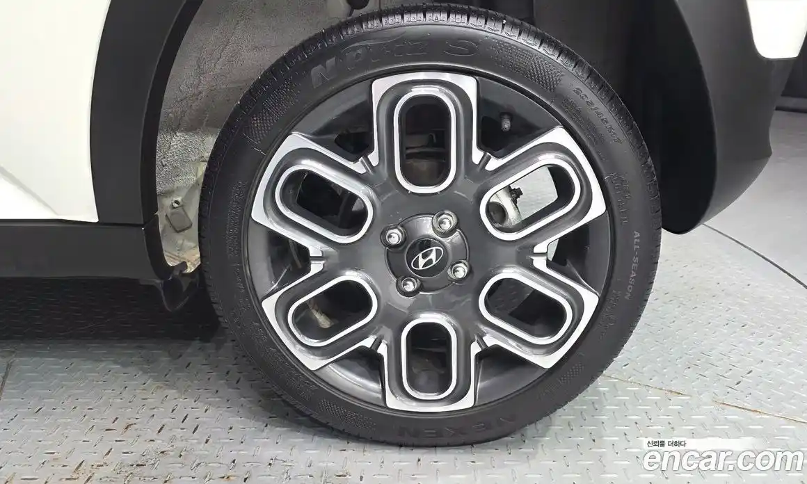 Hyundai Casper 2023 1.0 автомат (гидро), фото 7
