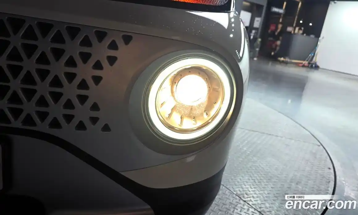 Hyundai Casper 2023 1.0 автомат (гидро), фото 8