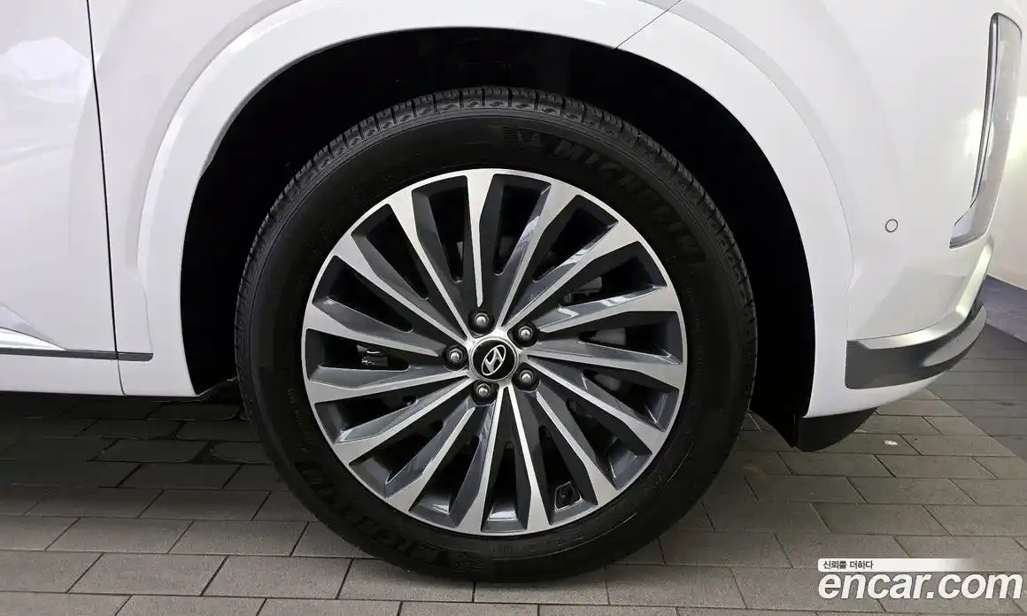 Hyundai Palisade 2024 2.2 автомат (гидро), фото 6