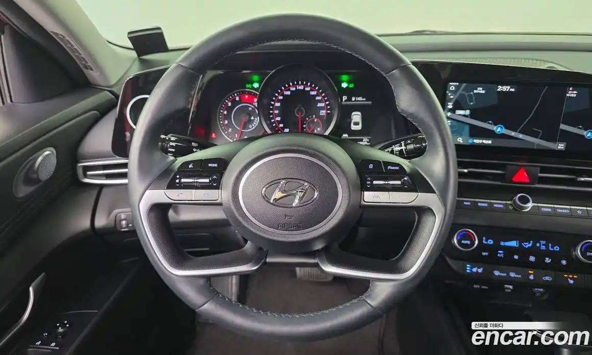 Hyundai Avante 2022 1.6 автомат (гидро), фото 21