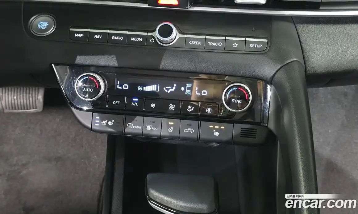 Hyundai Avante 2022 1.6 автомат (гидро), фото 27