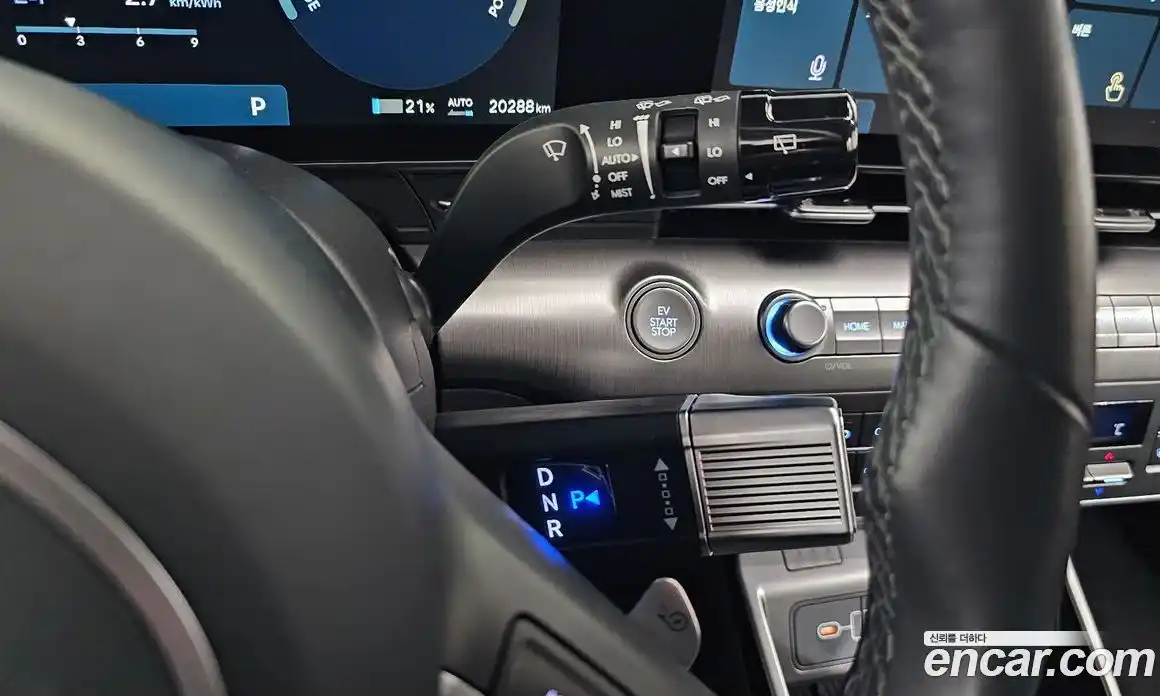 Hyundai Kona 2025 0.2 автомат (гидро), фото 12