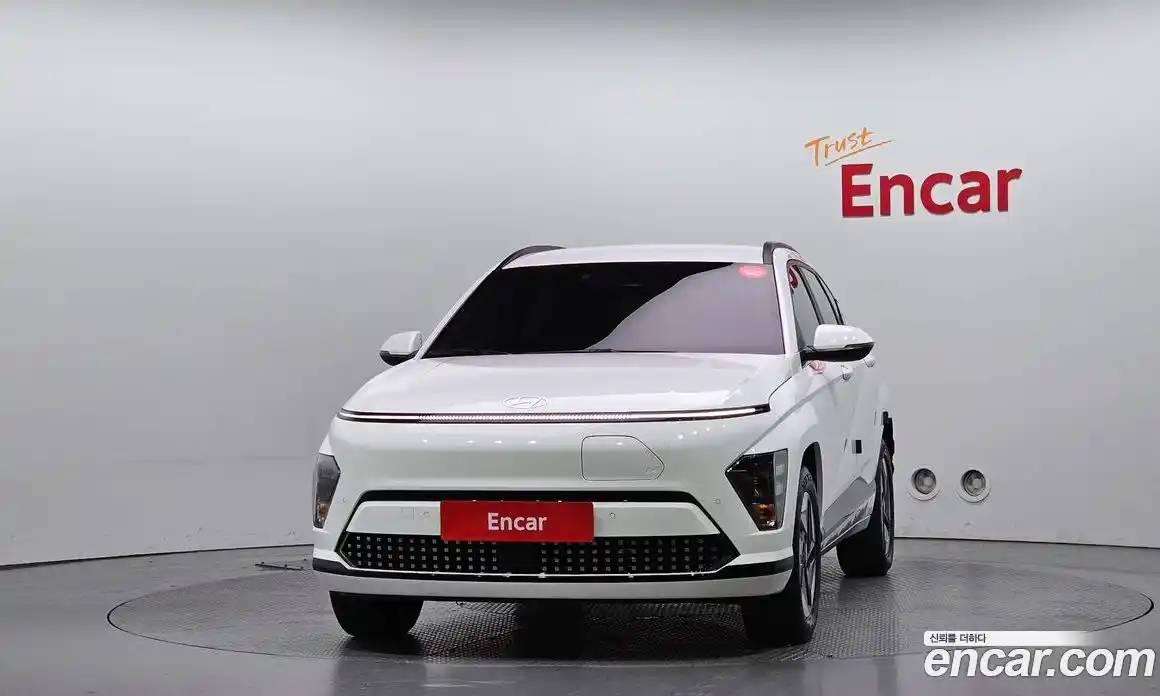 Hyundai Kona 2025 0.2 автомат (гидро), фото 3