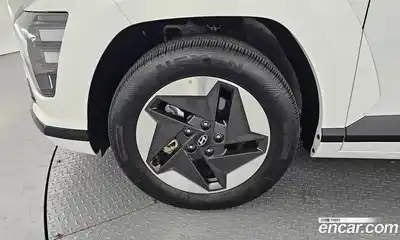 Hyundai Kona 2025 0.2 автомат (гидро), миниатюра 5