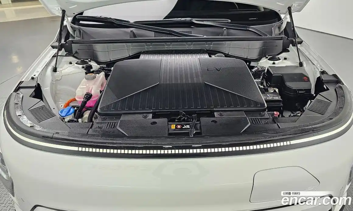 Hyundai Kona 2025 0.2 автомат (гидро), фото 6