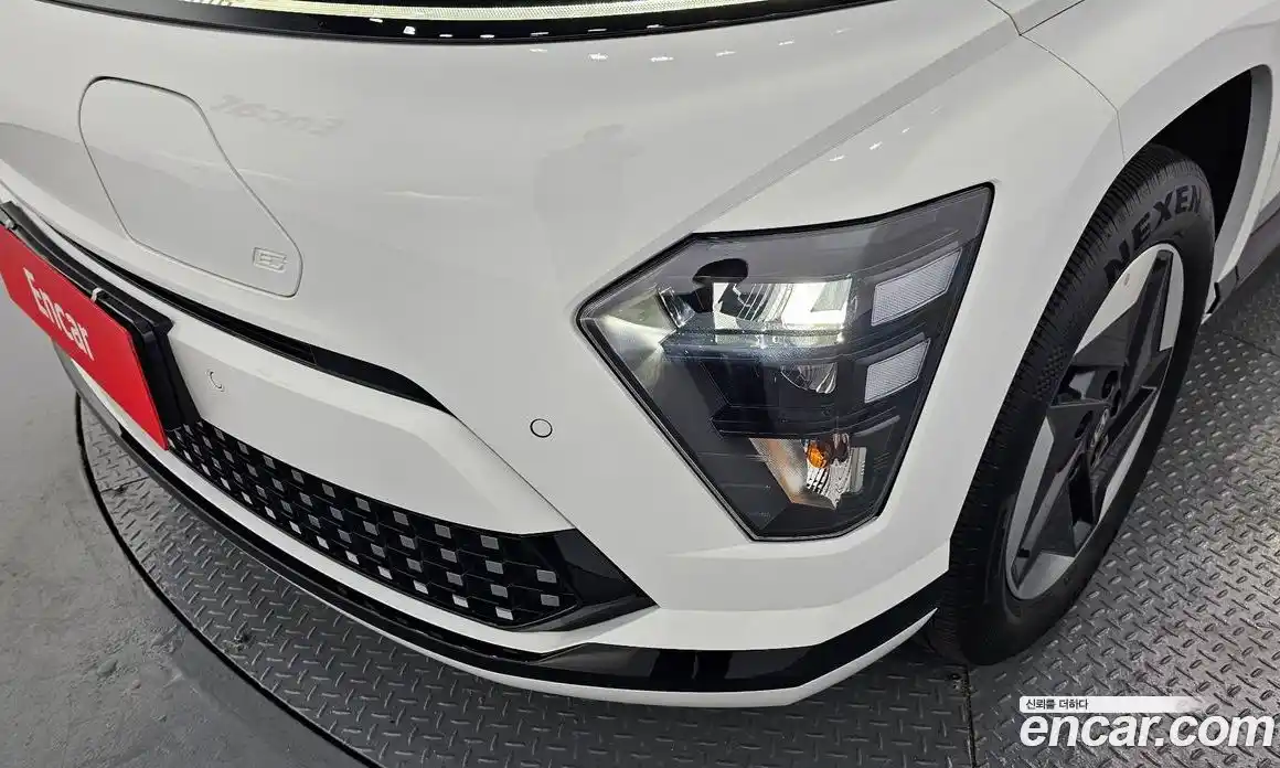 Hyundai Kona 2025 0.2 автомат (гидро), фото 8