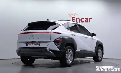 Hyundai Kona 2023 1.6 автомат (гидро), миниатюра 2
