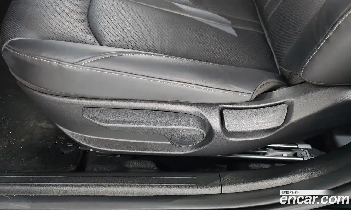 Hyundai Sonata 2023 2.0 автомат (гидро), фото 32