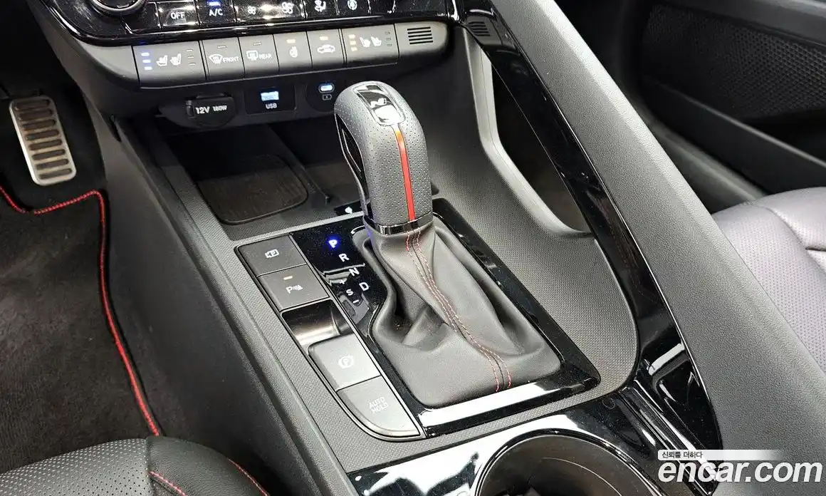Hyundai Avante 2024 1.6 автомат (гидро), фото 12